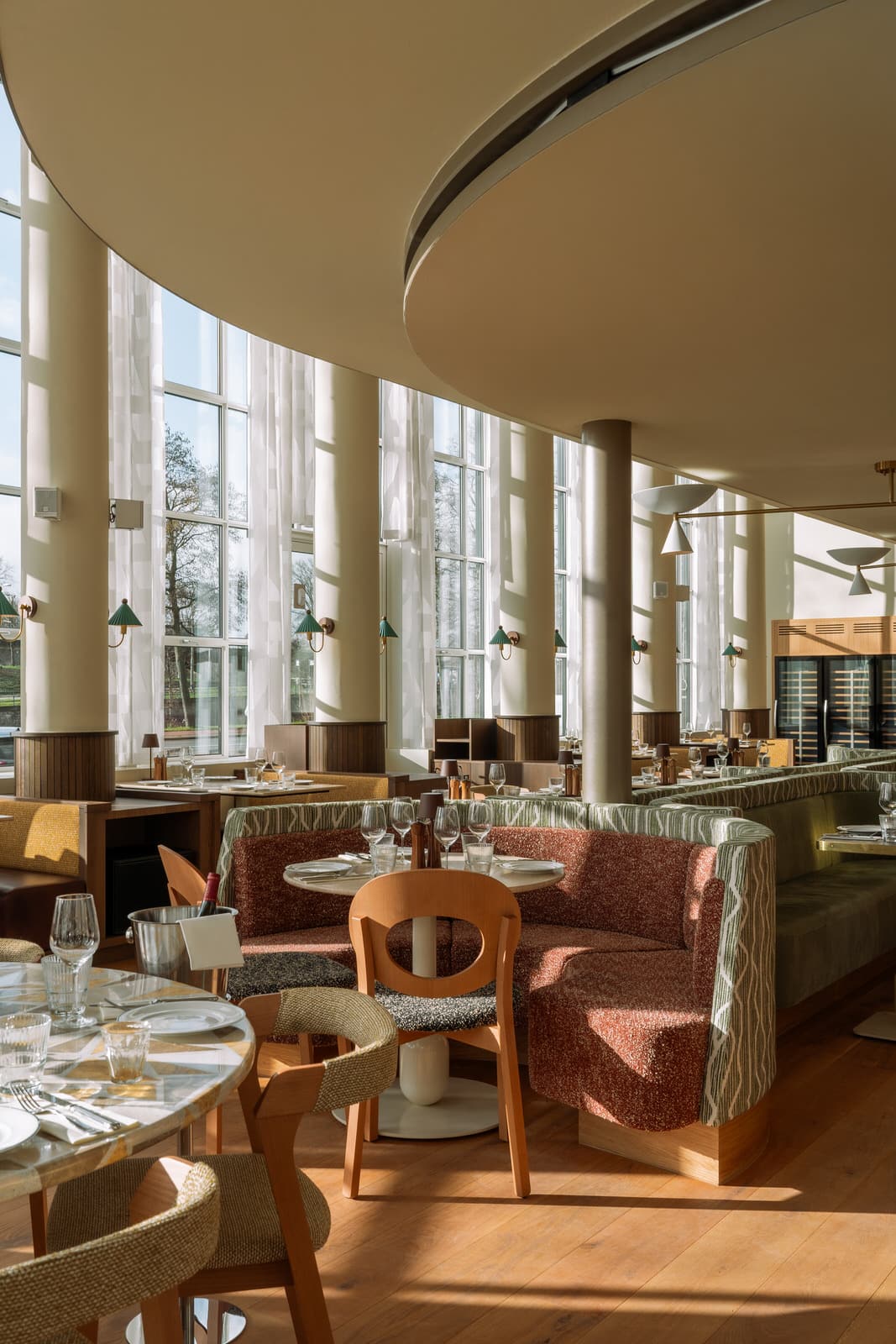 Interieur Restaurant Suus - Treffen - Unternehmen - Empfang - Restaurant Suus Den Haag - Besprechungen - Den Haag - Feine Speisen